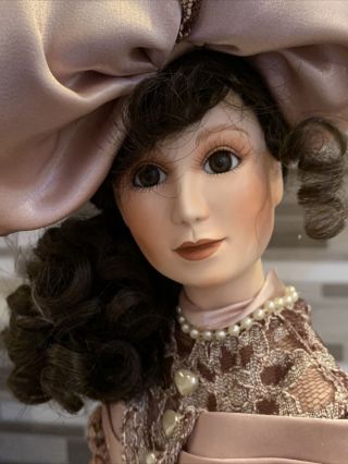 Franklin Heirloom Maryse Nicole Porcelain Doll Madame Regine