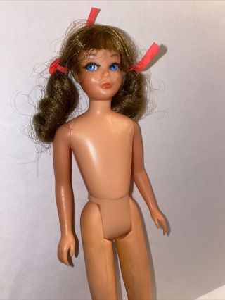 Vintage Barbie Gorgeous Twist N Turn Sausage Curl Skipper
