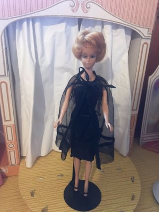 Vintage 1962 Mattel Midge Barbie Doll Reddish Blonde Hair Bubble Cut Outfit 1609