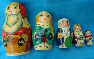 Wooden Signed Christmas Holiday Russian Nesting Dolls 5 Piece Set Santa Snowman