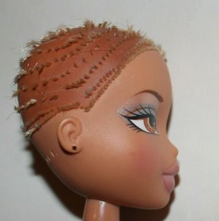 Bratz Doll - Magic Hair Raya Doll for reroot or ooak 3