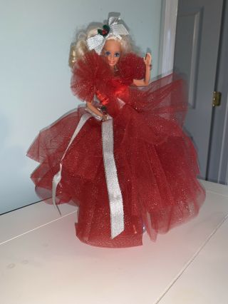 Vintage Happy Holidays Special Edition 1988 Christmas Barbie