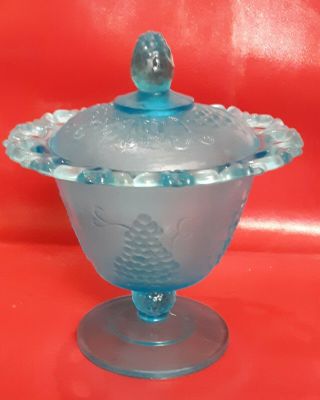Vintage Fenton Blue Frosted Glass Serving Dish Candy Bowl With Lid 6x5.  5
