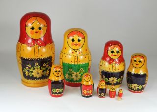 Vintage Russian Ussr Kirov Nesting Doll With Inlay,  Matryoshka Set Of 11,  1980s