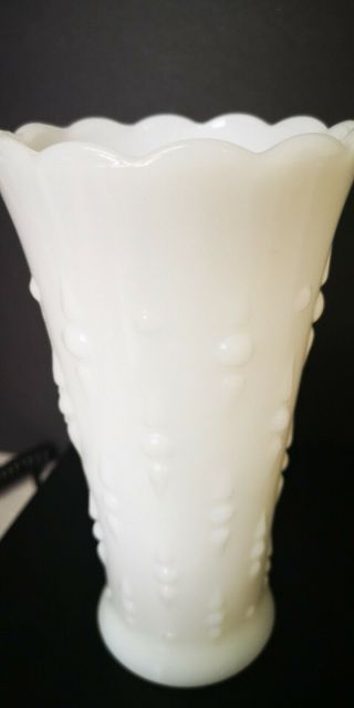 Milk Glass Vase Planter In White / Pearls & Teardrop 7 1/4 " Vintage Collectible