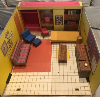Vintage 1962 Barbie Dream House With Cardboard Furniture 816 Mattel