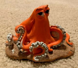 Disney / Pixar Finding Dory,  Hank The Octopus Figurine,  Hand Painted,  Resin