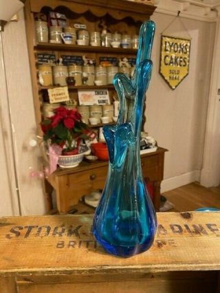 Vintage Mid - Century Blue Art Glass Vase – Pulled Finger / Stretch Design
