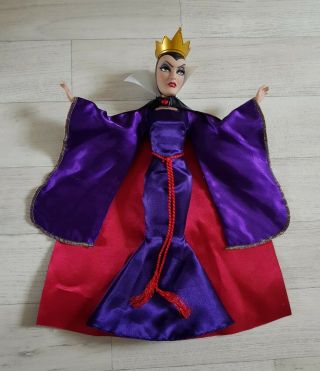 Evil Queen Doll - Snow White And The Seven Dwarfs Disney Rare Posable Villain