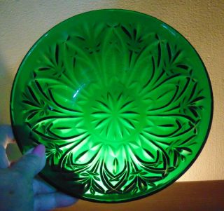 Vintage Dark Emerald Green Glass Serving Bowl – Depression Glass 8 “ X 2.  75 “ 2