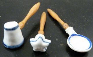 Antique C.  1890 German Porcelain Tools Blue & White Kitchen Dollhouse Miniature