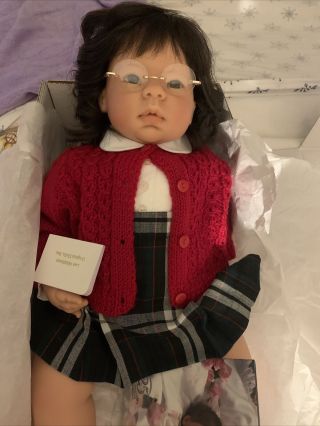 Lee Middleton Doll (ready For School) 00854 Nos