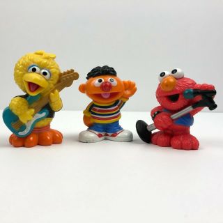 Sesame Street Rock Band Figures Big Bird Guitar Elmo Lead & Ernie Fan