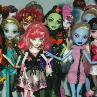 (list 5) Monster High Dolls Inc Some Accessories - Choose From Various
