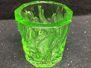 Green Vaseline Floral Glass Fairy Lamp Votive Candle Holder Tea Light / Uranium