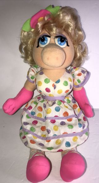 1993 Vintage.  Miss Piggy Muppets Plush Doll 15”