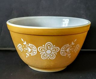 Vintage Pyrex 401 Butterfly Gold 1.  5pt 750ml Nesting Mixing Bowl 1972 - 1979