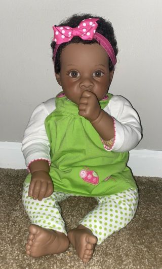 Lee Middleton Doll African American Thumb Sucker 20 " Doll