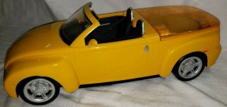 2004 Mattel Cali Girl Barbie Yellow Chevy Ssr Vehicle W/ Cd Player Cp