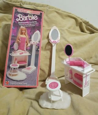 Complete Vintage 1987 Mattel Sweet Roses Barbie Bathroom Accents Scale Vanity,