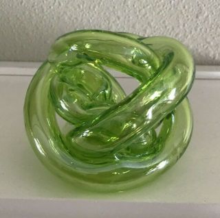 Hand Blown Green Art Glass Twisted Rope Knot Sculpture Paperweight 3 