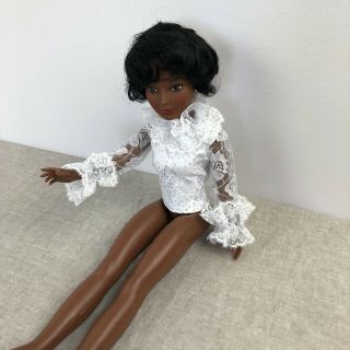 Vtg 1977 Black African American 18 " Ideal Crissy Doll W/white Blouse Magic Hair