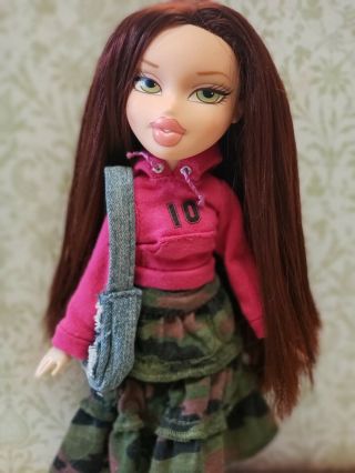 Bratz Phoebe Class Back To School Doll In Outfit W/shoes & Purse