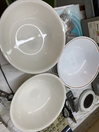 Corelle By Corning Serving Set Of 3 Bowls 8 - 1/2 " 2 Cream & 1 White Brown Strip