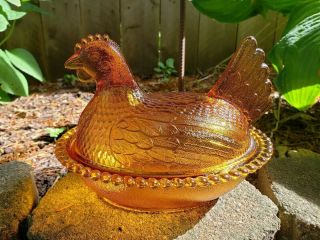 Vintage Indiana Glass Amber Hen On Nest Covered Dish