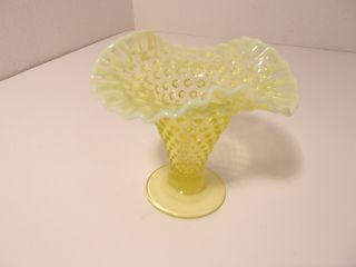 Vintage 5 1/2 " Fenton Vaseline Opalescent Hobnail Art Glass Vase