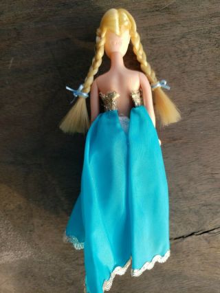 Dinah Vintage Dawn Doll Bluebelle Evening Gown Topper Doll 3