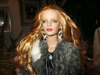 Sydney Chase Tonner Doll Dressed Enhanced Makeup In 16 Inch