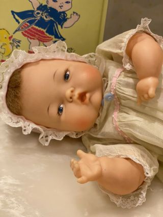 Vintage Ideal Tiny Thumbelina Doll OTT - 14 Face Color W/Case &Xtra Gown 3