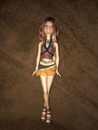 Barbie My Scene Chelsea Salon Safari By Mattel