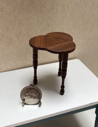Vintage Artisan Jack Chasteen 3 Legged Old World Clover Table Dollhouse Miniat