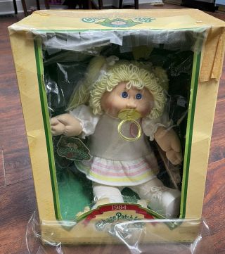 Vintage 1984 Cabbage Patch Kids Doll W/ Box,  Tag,  And Birth Certificate