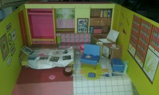 Vintage 1962 Mattel Barbie Dream House Near Complete