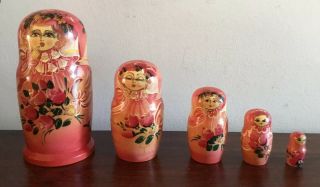 Gorgeous Set Of 5 Hand Crafted Russian Wooden Babushka Dolls - Made In Russia
