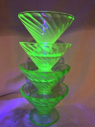 4 Vtg Federal Green Vaseline Uranium Depression Glass Swirl Sherbet/dessert Cups