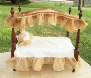Vintage Richwood Sandra Sue Doll Playworld Mahogany Canopy Bed With Linens