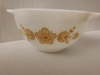 Vintage Pyrex BUTTERFLY GOLD on white Small Cinderella Bowl 441 white 1.  5 pint 2