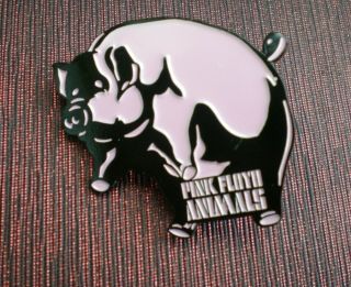 Pink Floyd Official Pin / Badge Animals " Pig " Collectable X0x