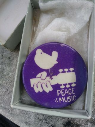 Woodstock Concert Peace And Music Stickback Button Pin Nos 1969 / 1970