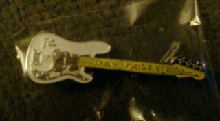 Iron Maiden Fc Fan Club Official Pin Badge Fender Precision Steve Harris