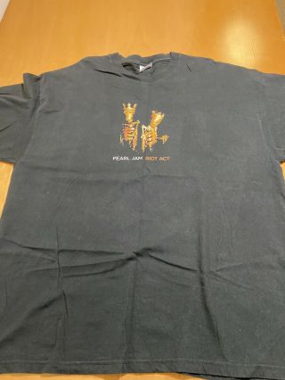 Pearl Jam Riot Act 03 Tour Shirt.