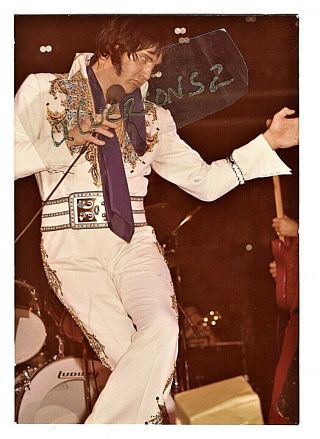 Elvis Presley Color Concert Photo - Atlanta,  Ga - December 30,  1976