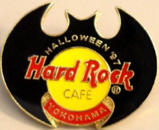 Hard Rock Cafe Yokohama 1997 Halloween Pin Black Vampire Bat W/ Hrc Logo 10603