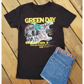 Green Day Revolution Radio Graphic Band Tee T 