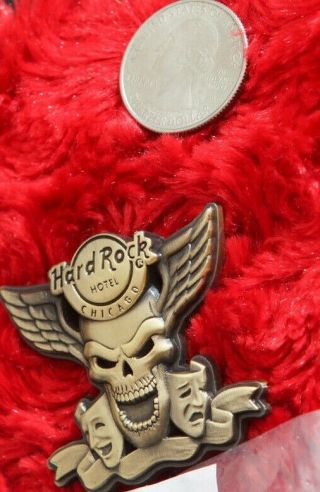 Hard Rock Cafe Pin Chicago Hotel 3D WINGED SKULL Drama masks theatre hat lapel 2