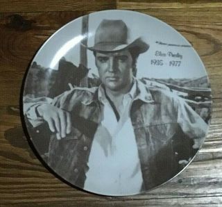 Vintage Elvis Plates 9 1/2 Plastic Collectors Item In Shape